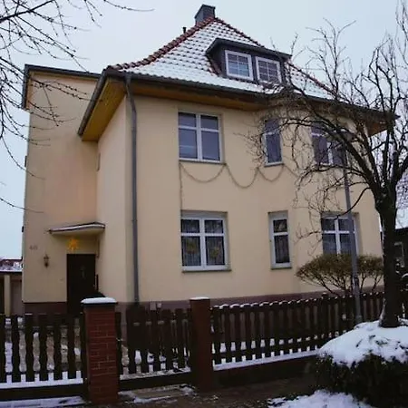 Ruhige, Gemuetliche Ferienwohnung In Zentrumsnaehe Halberstadt Zewnętrze zdjęcie